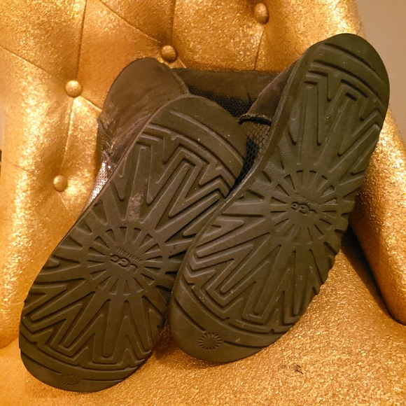 Ugg Boots - Picture 6 of 7